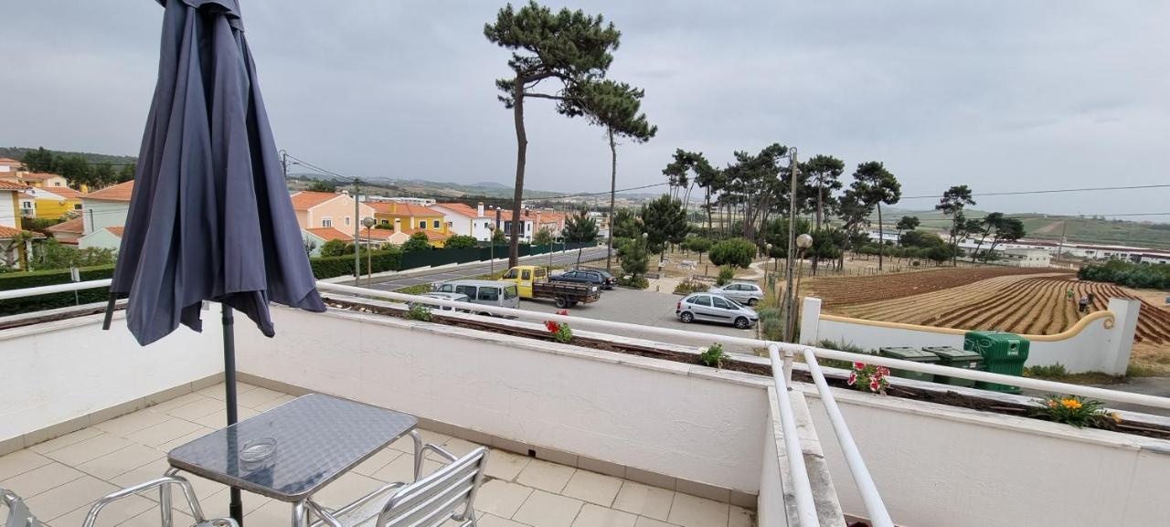 Hotel Residencial O Ninho Do Pinhal Bombardeira Exterior foto